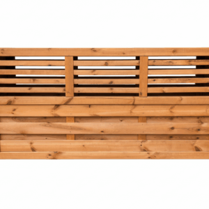 Holzzaun mit vertikalen und horizontalen Latten in natürlicher Holzfarbe.