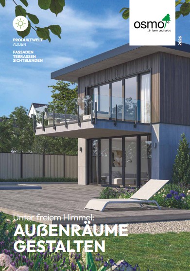 Moderne Hausfassade mit großen Fenstern, Terrasse mit Liegestühlen und Garten; Text: "Außenräume gestalten".